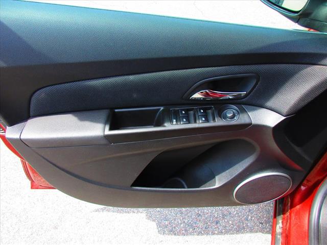 2012 Chevrolet Cruze LT - Photo 10