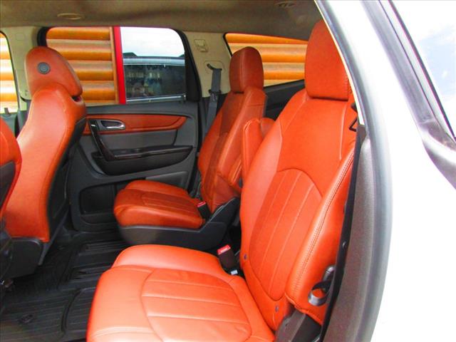 2016 Chevrolet Traverse LTZ - Photo 10