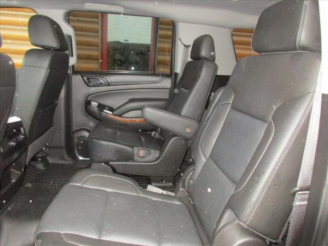 2017 Chevrolet Suburban Premier - Photo 10