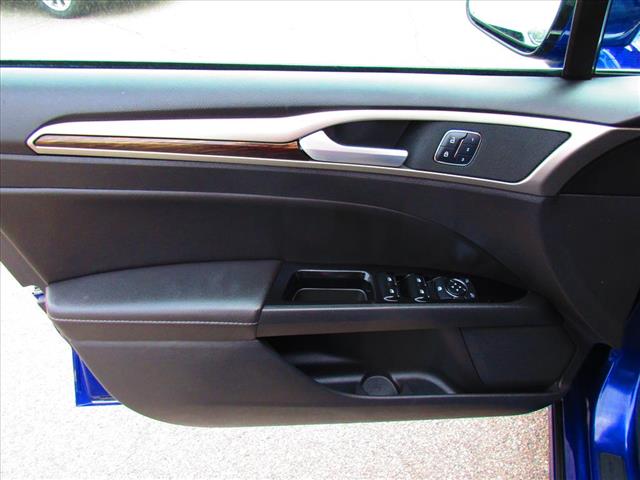 2016 Ford Fusion SE - Photo 10