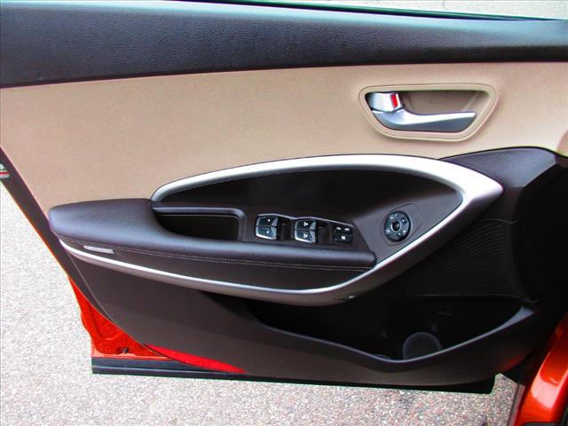 2016 Hyundai SANTA FE Sport 2.4L - Photo 10