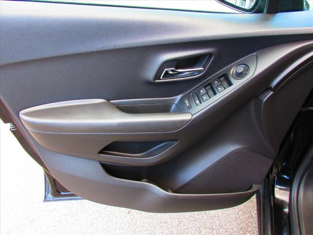 2019 Chevrolet Trax LT - Photo 10