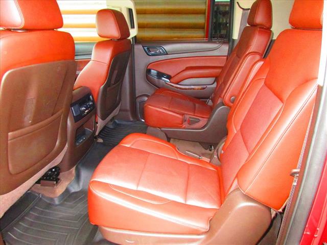 2015 Chevrolet Suburban LTZ - Photo 11