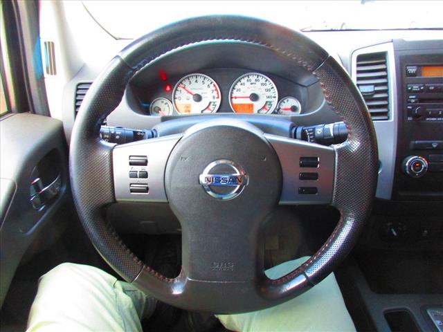 2012 Nissan Frontier PRO-4X - Photo 11