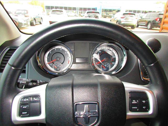 2016 Dodge Grand Caravan SE - Photo 11