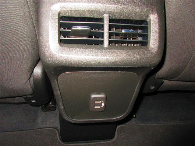 2017 Chevrolet Equinox LT - Photo 11