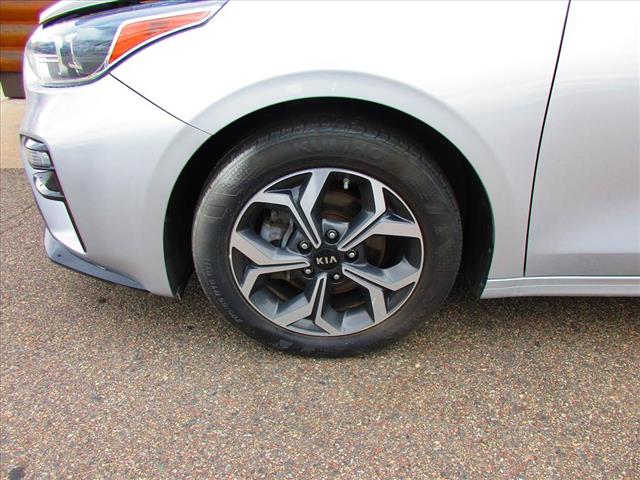 2020 Kia Forte LXS - Photo 11