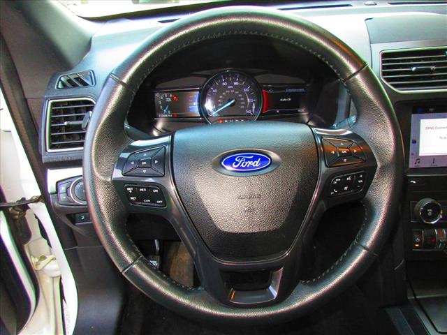 2019 Ford Explorer XLT - Photo 12