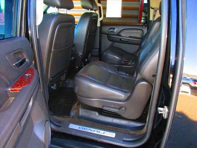 2013 GMC Yukon XL Denali - Photo 12