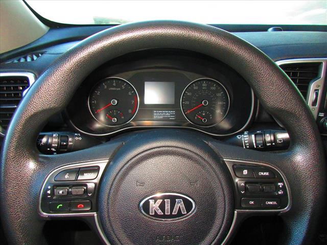 2018 Kia Sportage LX - Photo 12