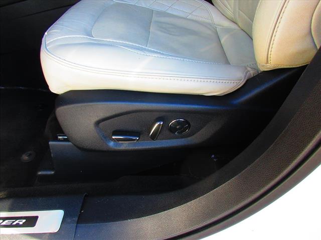 2016 Ford Explorer Platinum - Photo 13