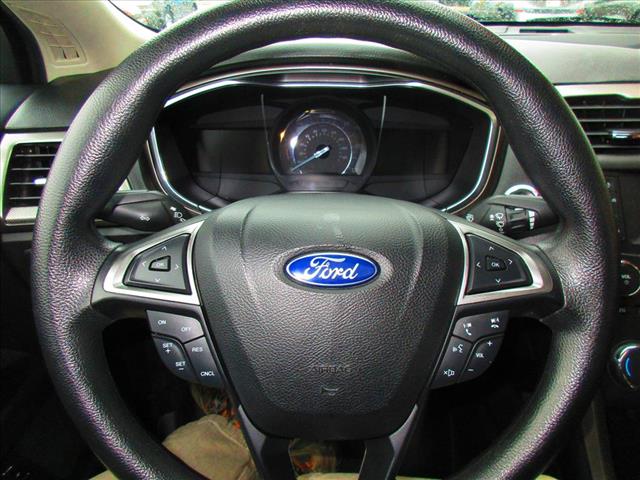 2017 Ford Fusion Hybrid SE - Photo 13