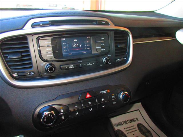 2017 Kia Sorento LX - Photo 13