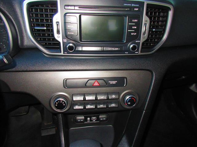 2018 Kia Sportage LX - Photo 13
