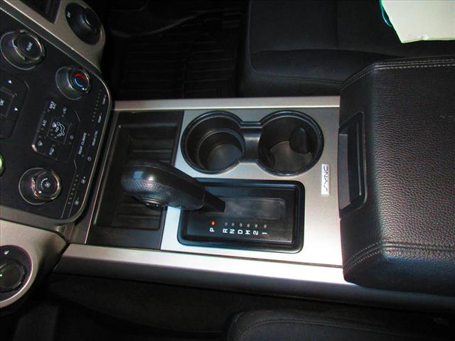 2016 Ford Expedition XLT - Photo 14