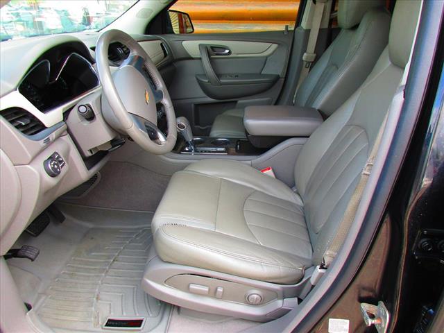 2014 Chevrolet Traverse LT - Photo 14