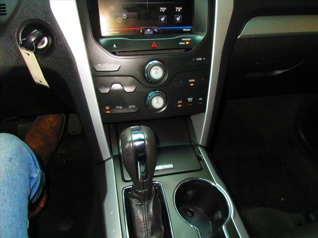 2015 Ford Explorer XLT - Photo 15