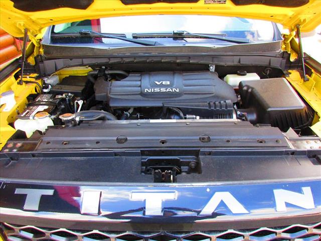 2017 Nissan Titan PRO-4X - Photo 15