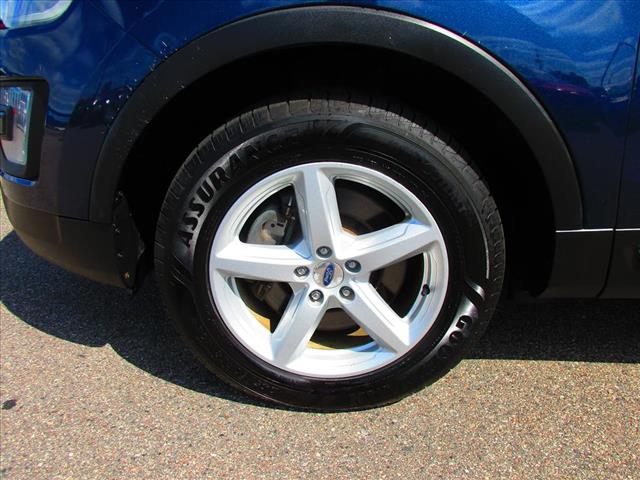 2016 Ford Explorer XLT - Photo 16