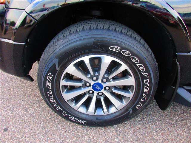 2016 Ford Expedition XLT - Photo 16
