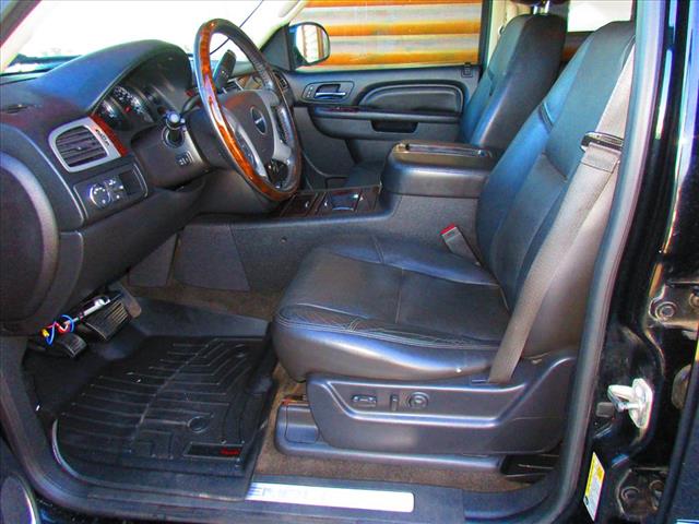 2013 GMC Yukon XL Denali - Photo 16