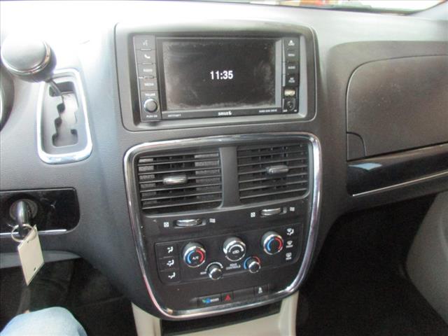 2019 Dodge Grand Caravan SXT - Photo 16
