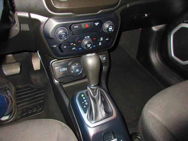 2020 Jeep Renegade Latitude - Photo 16