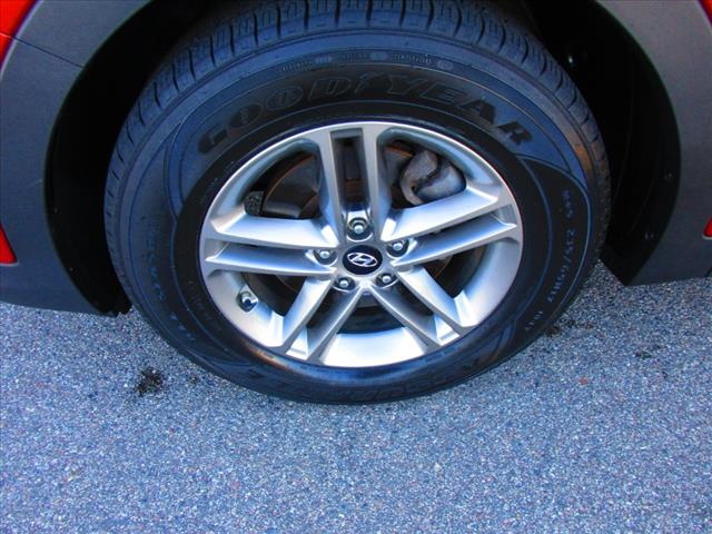 2017 Hyundai SANTA FE Sport 2.4L - Photo 17