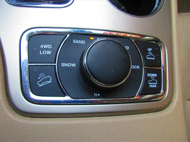 2017 Jeep Grand Cherokee Overland - Photo 18