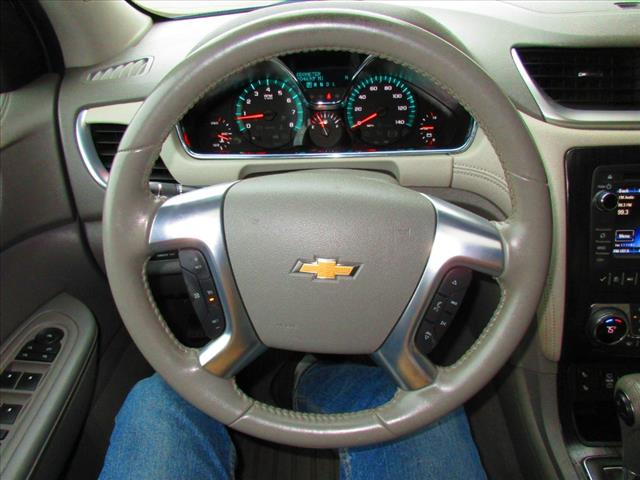 2017 Chevrolet Traverse LT - Photo 19