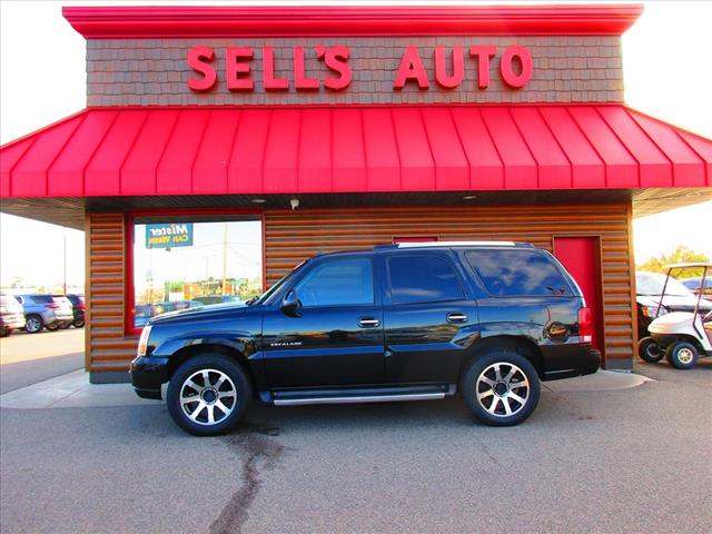 2002 Cadillac Escalade Base