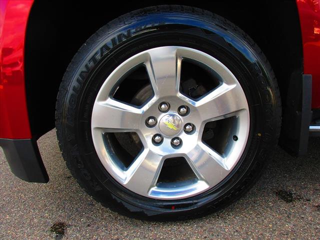 2015 Chevrolet Suburban LTZ - Photo 23