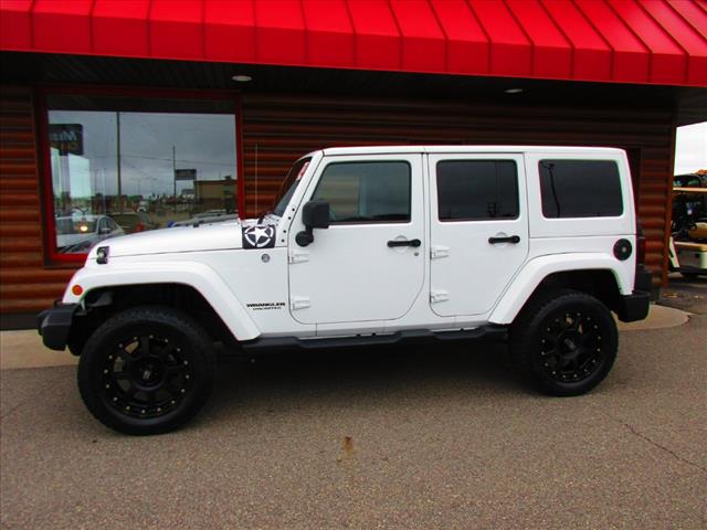 2014 Jeep Wrangler Unlimited Sahara - Photo 2