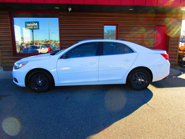 2014 Chevrolet Malibu LS Fleet - Photo 2