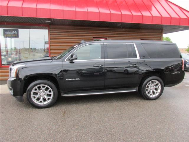 2015 GMC Yukon XL SLT - Photo 2