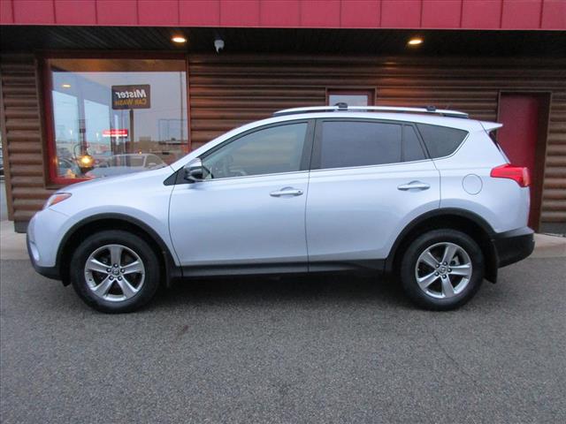 2015 Toyota RAV4 XLE - Photo 2