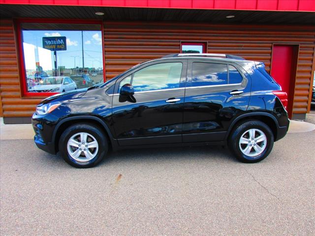 2019 Chevrolet Trax LT - Photo 2