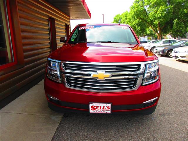 2015 Chevrolet Suburban LTZ - Photo 3