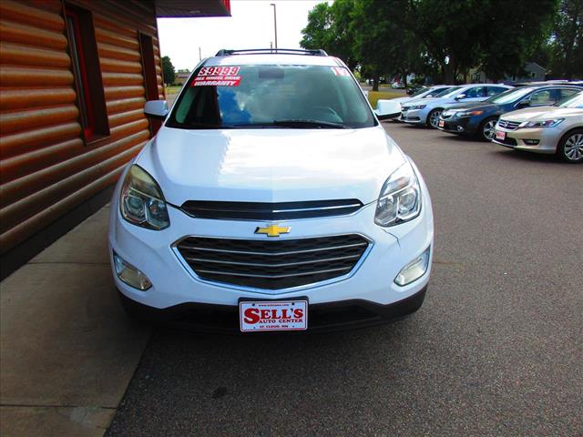2017 Chevrolet Equinox LT - Photo 3