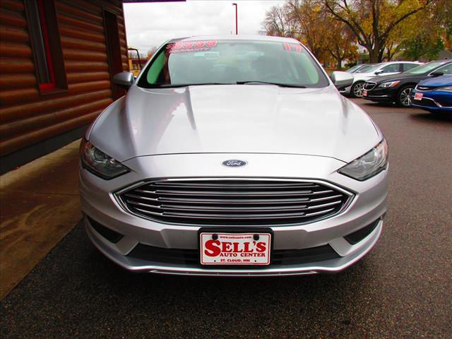 2017 Ford Fusion Hybrid SE - Photo 3