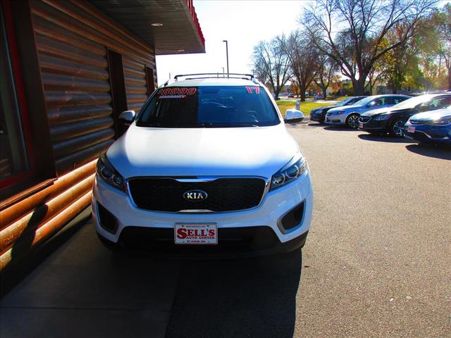 2017 Kia Sorento LX - Photo 3