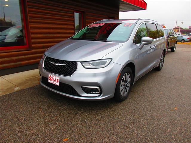 2021 Chrysler Pacifica Touring L - Photo 4