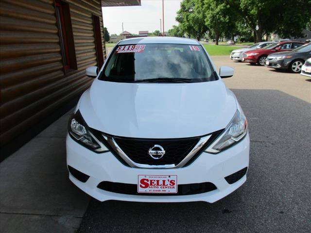 2019 Nissan Sentra SV - Photo 4