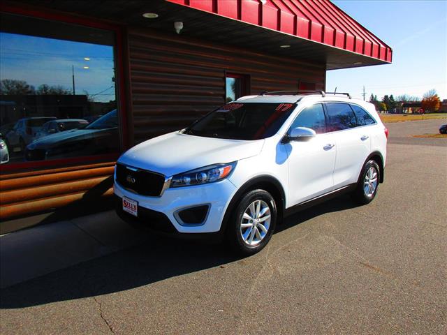 2017 Kia Sorento LX - Photo 4