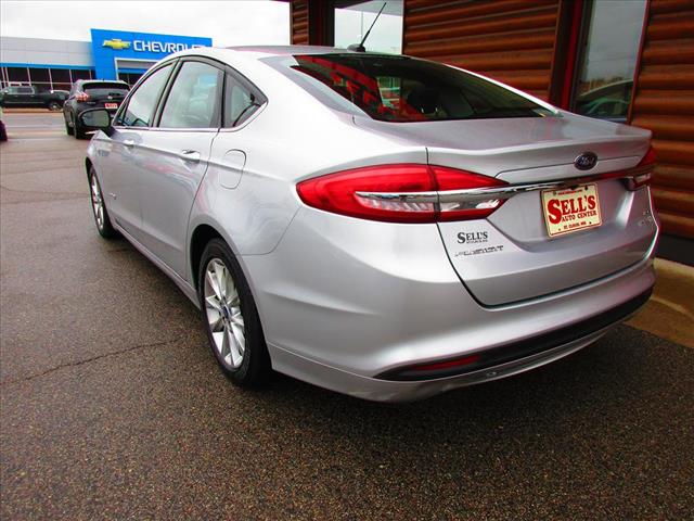 2017 Ford Fusion Hybrid SE - Photo 5