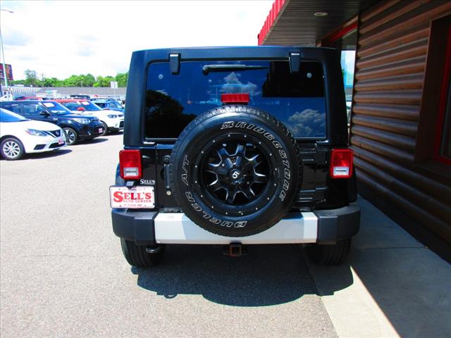 2012 Jeep Wrangler Unlimited Sahara - Photo 6