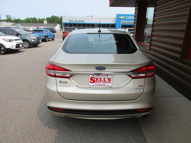 2017 Ford Fusion SE - Photo 6