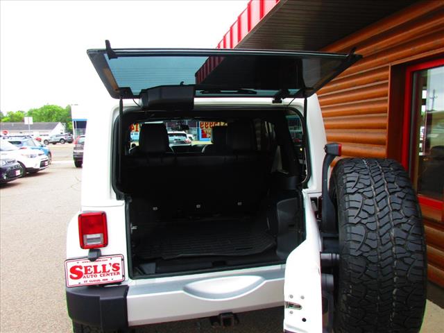 2014 Jeep Wrangler Unlimited Sahara - Photo 7
