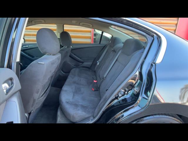 2010 Nissan Altima 2.5 - Photo 7