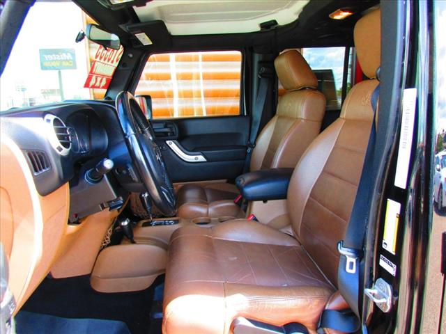 2012 Jeep Wrangler Unlimited Sahara - Photo 8
